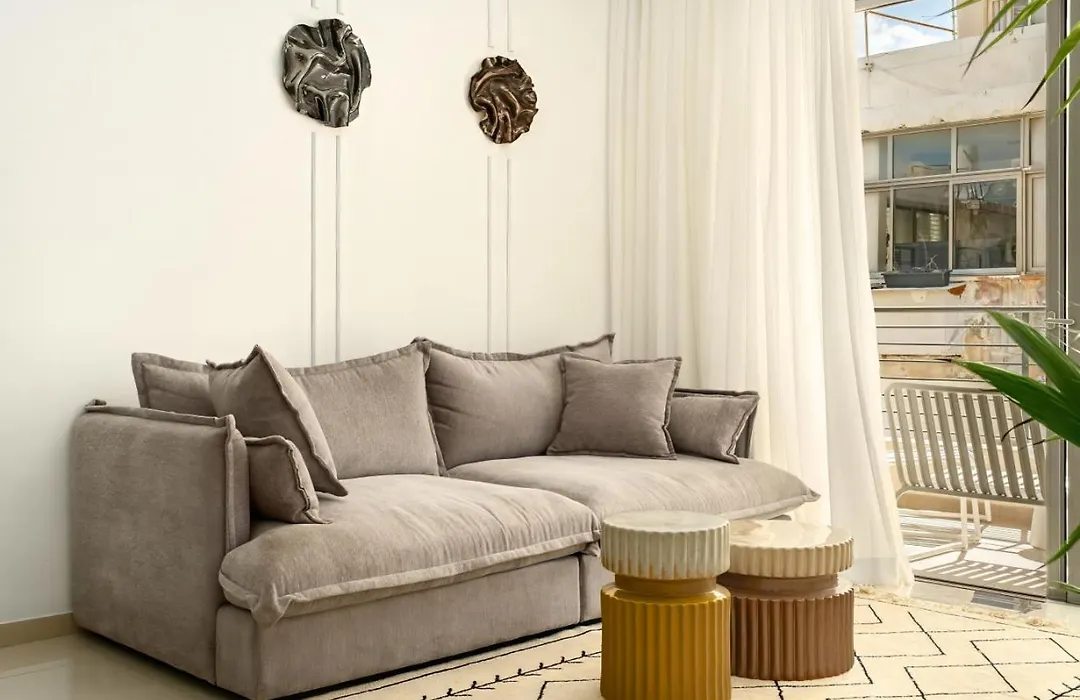 Mamad Sheinkin Chic Comfort City Stay-1